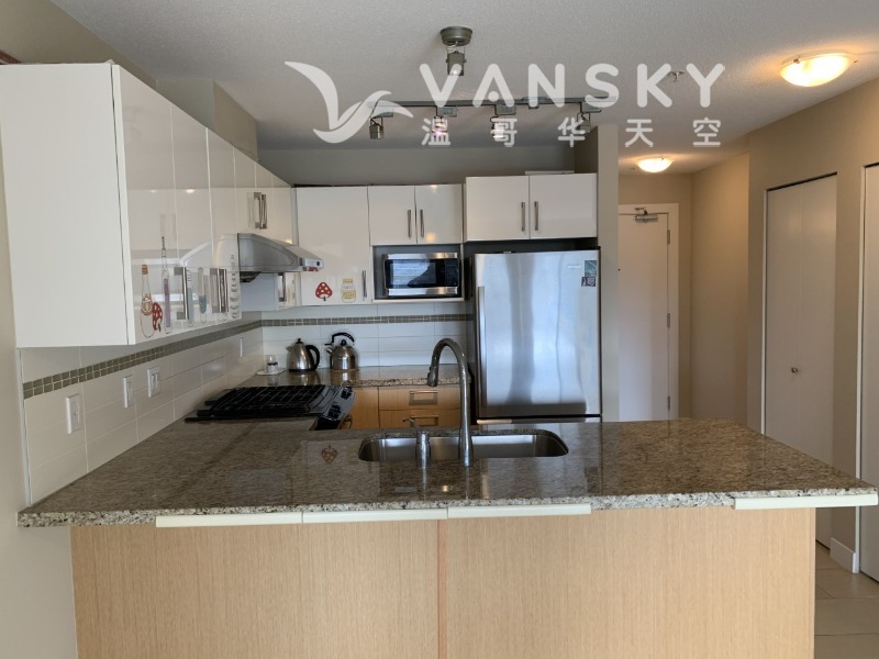 250501130631_1 kitchen2.jpg